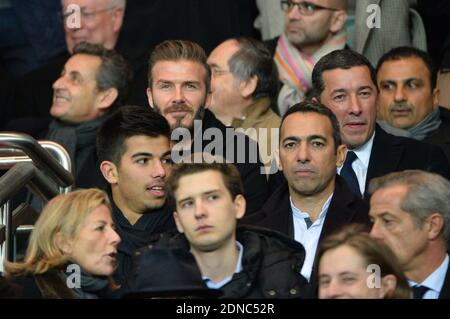 David Beckham, Youri Djorkaeff, Claire Chazal, Francois Poivre d'Arvor Teilnahme an der UEFA Champions League vierten Runde Fußballspiel, Paris Saint-Germain gegen Chelsea FC im Parc des Princes Stadion in Paris, Frankreich am 17. Februar 2015. Foto von Christian Liewig/ABACAPRESS.COM Stockfoto
