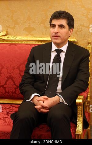 Papst Franziskus trifft am 2. März 2015 den Premierminister der Regionalregierung Irakisch-Kurdistans, Nechirvan Idris Barzani, im Vatikan. Am Tag zuvor erinnerte Papst Franziskus beim angelusgebet an die Menschen in Syrien und im Irak und sagte: "Leider gibt es keine Beendigung in den dramatischen Nachrichten über Gewalt, Entführungen und Schikanen gegen Christen, die uns aus Syrien und dem Irak erreichen." Foto von ABACAPRESS.COM Stockfoto