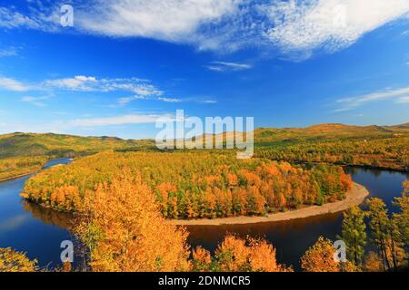 Der große gebirgsbach xingan Fluss weiß kashima Herbst Stockfoto