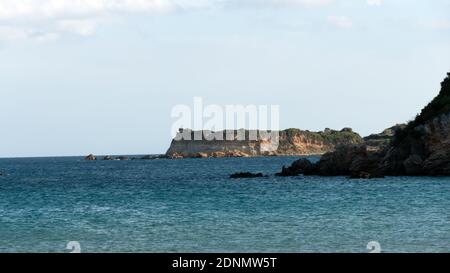 Blick auf eine malerische Bucht auf der Insel Zakynthos, Griechenland Stockfoto