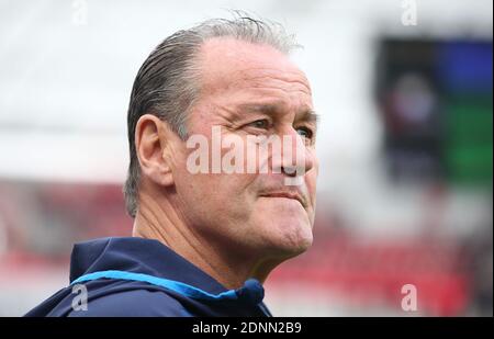 Schalke, Deutschland. 11. Mai 2019. firo: 11.05.2019, Fußball, 2018/2019, 1. Bundesliga: Bayer Leverkusen - FC Schalke 04 Huub Stevens Quelle: dpa/Alamy Live News Stockfoto