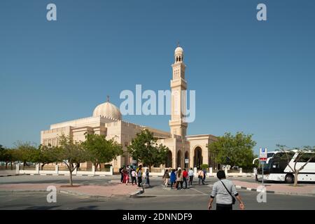 Dubai, Vereinigte Arabische Emirate 01.08.2018: Die Al Manara Moschee in Dubai. Stockfoto