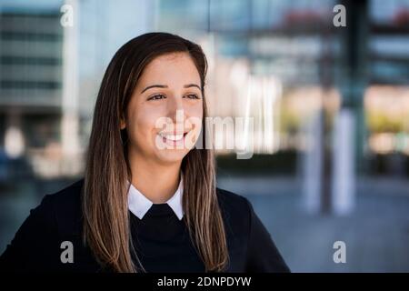 Porträt der lächelnde Frau Stockfoto