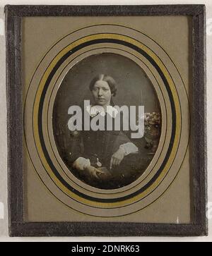 Wilhelm Breuning, Miss Raynal, daguerreotype, picture size: height: 4,90 cm; width: 3,90 cm, label: verso: label with manufacturer and title, portrait photography, half-length portrait, historical person, woman Stock Photo