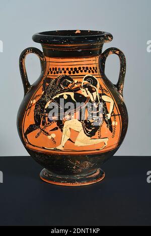 Klasse der roten Linie Pelikane, Maler der Pelike Rhodos 10775, Pelike (A: Schlacht von Herakles und Amazonas, B: Dionysos und Maenad), Ton, schnell gedreht, bemalt (Keramik), abwechselnd gebrannt, Ton, bemalt und gebrannt, Gesamt: Höhe: 22.2 cm; Mündungsdurchmesser: 12 cm; Basisdurchmesser: 10.2 cm, Keramik, Geschichte des Herkules (Herakles), spätarchaisch, griechische Antike, Pelikas sind eine besondere Form von Amphoren, die ihren größten Durchmesser in der unteren Hälfte des Gefäßes haben und in der Regel in Tropfen- oder Birnenform eingegossen werden. Stockfoto