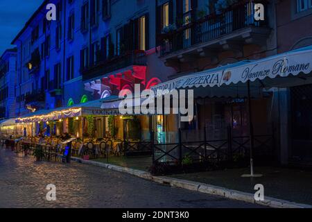 Rom, Italien: Leere Tische eines Restaurants, piazza Navona. ©Andrea Sabbadini Stockfoto