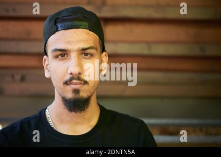 middle eastern trendy student portrait Stockfoto
