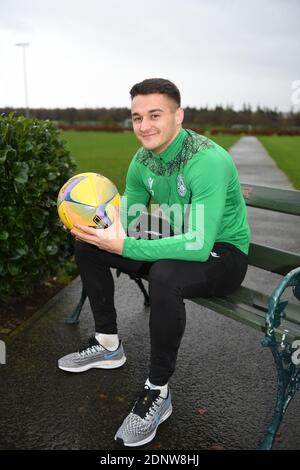 Tranent, Ormiston, East Lothian.Schottland. UK 18. Dezember 20 Hibernian Kyle Magennis Pressekonferenz für schottisches Premiership Spiel mit Dundee Utd Quelle: eric mccowat/Alamy Live News Stockfoto