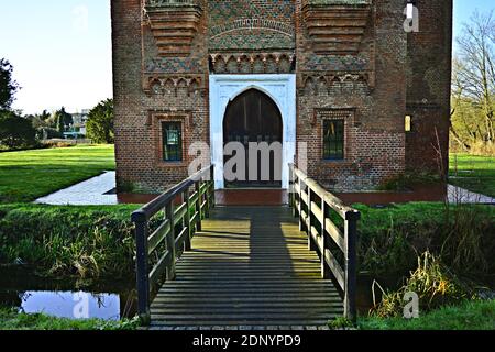 Rye House Torhaus, Brücke und Graben Stockfoto