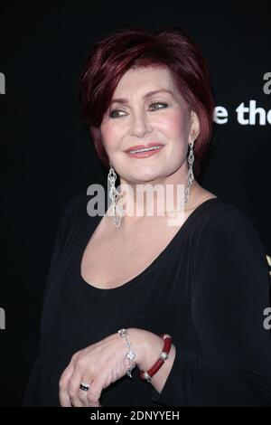 BEVERLY HILLS, CA - 13. JANUAR: Sharon Osbourne nimmt an Save the Children's U.S. Programmen und Künstlern für Frieden und Gerechtigkeit Teil, die Bulgari am 13. Januar 2011 in Beverly Hills, Kalifornien, veranstaltet hat. Personen: Sharon Osbourne Kredit: Storms Media Group/Alamy Live News Stockfoto