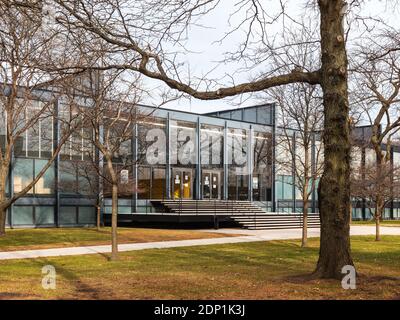 Crown Hall auf dem Campus des Illinois Institute of Technology Stockfoto