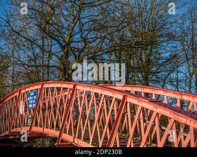 Red Footbridge, Port Meadow, Themse, Thames Path, Oxford, Oxfordshire, England, Großbritannien, GB. Stockfoto