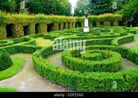 Schöner Labyrinth-Garten in Frankreich Stockfoto