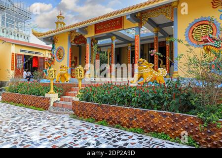 Fabelwesen in Sung Hung Pagode (Sung Hung Co TU), Tran Hung Dao Straße, Duong Dong Stadt, Phu Quoc Bezirk, Kien Giang Provinz, Vietnam, Asien Stockfoto