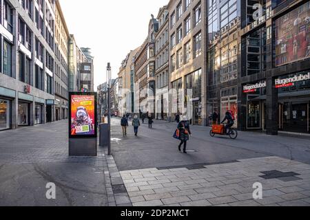 Leipzig, Deutschland, 12-16-2020, leere Restaurants und Geschäfte im Stadtzentrum wegen Corona/ Stockfoto