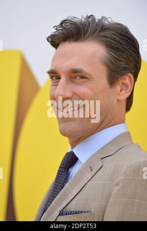 Jon Hamm nimmt an der Premiere von Minions Teil, die am Samstag, 27. Juni 2015, im Shrine Auditorium in Los Angeles, CA, USA, stattfand. Foto von Lionel Hahn/ABACAPRESS.COM Stockfoto