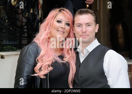 Exklusiv - Fred Cauvin und Loana Petrucciani posieren im Hotel Balzac vor der Zeremonie des Top Model Belgium 2015 in Paris, Frankreich, am 10. Mai 2015. Foto von Alban Wyters/ABACAPRESS.COM Stockfoto