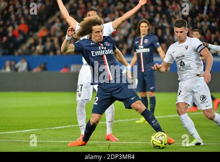 Paris Saint-Germain's David Luiz während des französischen Fußballspiels L1 zwischen Paris Saint-Germain und FC Metz am 28 2015. April im Parc des Princes in Paris, Frankreich. Foto von Christian Liewig/ABACAPRESS.COM Stockfoto