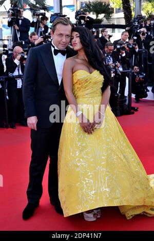 Vincent Miclet und Ayem Nour kommen im Palais des Festivals an, um den Film Inside Out im Rahmen der 68. Filmfestspiele von Cannes am 18. Mai 2015 in Cannes, Frankreich, vorführen zu können. Foto von Nicolas Briquet/ABACAPRESS.COM Stockfoto