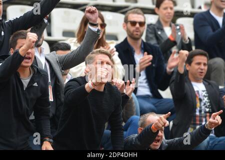 Bastian Schweinsteiger beim Spiel von Ana Ivanovic in Serbien während der 1/8 Runde der French Tennis Open 2015 im Stadion Roland-Garros, Paris, Frankreich am 31. Mai 2015. Foto von Henri Szwarc/ABACAPRESS.COM Stockfoto