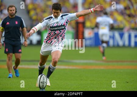 Morne Steyn von Stade Francais während des Top 14 Final Rugby Spiels, Stade Francais gegen Clermont in Stade de France, Saint-Denis, Frankreich, am 13. Juni 2015. Stade Francais gewann 12:6. Foto von Henri Szwarc/ABACAPRESS.COM Stockfoto