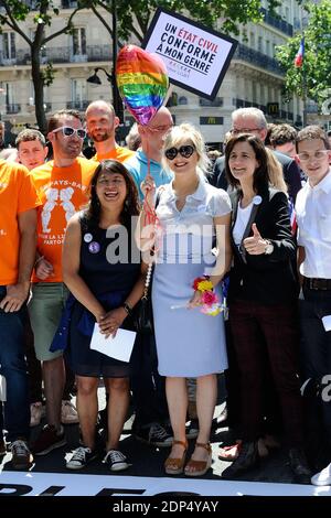 French humorist Berengere Krief attending the Paris Gay Pride 2015 (Marche des Fiertes) in Paris, France on June 27, 2015. Photo by Aurore Marechal/ABACAPRESS.COM Stockfoto