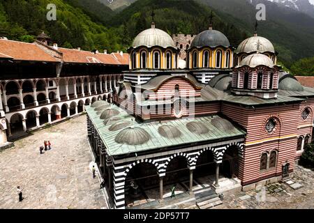 Rila Kloster, Kloster des Heiligen Ivan von Rila, Hof und Hauptkirche, Kyustendil Provinz, Bulgarien, Südosteuropa, Europa Stockfoto