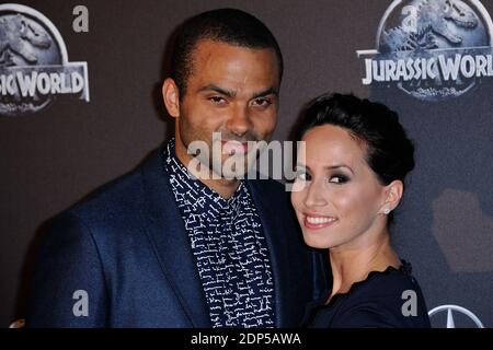 Tony Parker und seine Frau Axelle trennten sich nach 9 Jahren zusammen - Datei - Tony Parker und seine Frau Axelle Francine bei der Jurassic World Premiere am UGC Normandie in Paris, Frankreich am 29. Mai 2015. Foto von Aurore Marechal/ABACAPRESS.COM Stockfoto