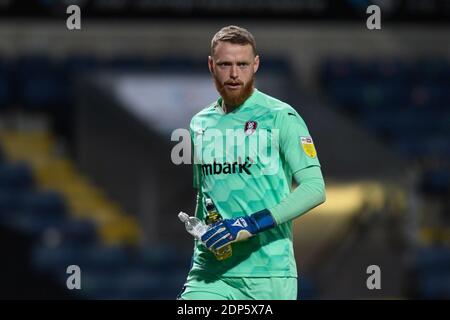 Viktor Johansson #1 von Rotherham United in Aktion vor der Spiel Stockfoto