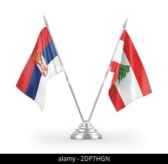 Libanon und Serbien Tischflaggen isoliert auf weißem 3D-Rendering Stockfoto