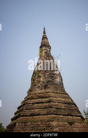 LAO - VIENTIANE LA COMPROMISE Même si elle se approche du million d’habitants, Vientiane a encore les allures d’une bourgade à Côte des mégapoles des Stockfoto