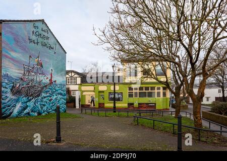 Wandgemälde, die Teil der New Brighton Street Art, New Brighton, Wirral, Merseyside sind Stockfoto