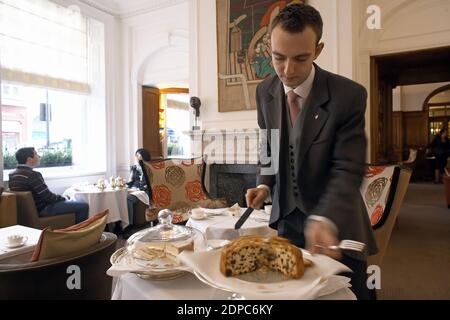 GROSSBRITANNIEN / England / London /Brown's Hotel Nachmittagstee im Browns Hotel in Mayfair, London, Großbritannien Stockfoto