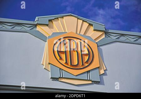 Art-Deco-Design auf Gebäude-Fassade, Emerson Street, Napier, Hawkes Bay, North Island, Neuseeland Stockfoto