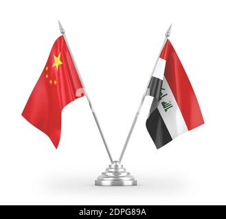 Irak und China Tischflaggen isoliert auf weißem 3D-Rendering Stockfoto