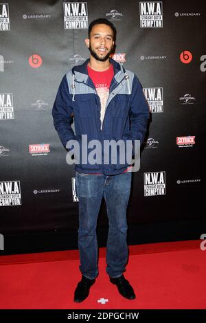 Anthony Sadler, einer von drei Amerikanern, der am 21. August einen Schützen davon abhielt, Hunderte im Thalys-Zug zu töten, besuchte die französische Premiere von Straight Outta Compton, die am 24. August 2015 im UGC Cine Cite Bercy in Paris, Frankreich, stattfand. Foto von Aurore Marechal/ABACAPRESS.COM Stockfoto