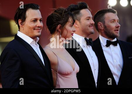 Johnny Depp, Dakota Johnson, Scott Cooper und Joel Edgerton bei der "Black Mass"-Premiere während des 72. Internationalen Filmfestivals von Venedig (Mostra) am Lido in Venedig, Italien, am 04. September 2015. Foto von Aurore Marechal/ABACAPRESS.COM Stockfoto