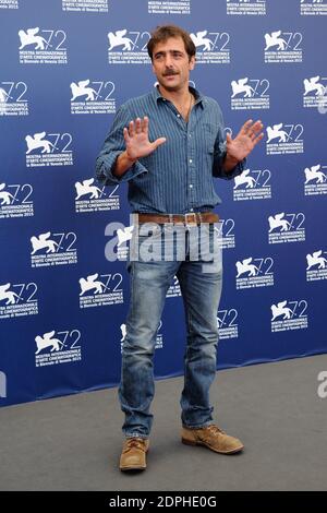 Adriano Giannini nimmt am 11. September 2015 am "per Amor Vostro" Photocall Teil, während des 72. Internationalen Filmfestivals von Venedig (Mostra) auf dem Lido in Venedig. Foto von Aurore Marechal/ABACAPRESS.COM Stockfoto