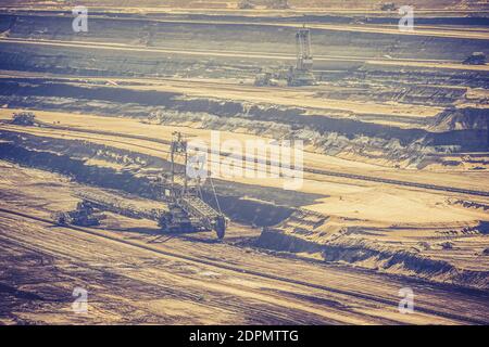 Schaufelradbagger in EINER Braunkohle-Mine. Stockfoto