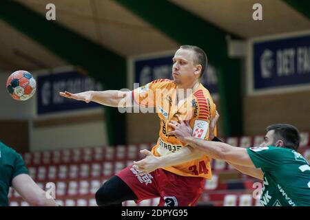 Gudme, Dänemark. Dezember 2020. Morten Olsen (34) von GOG gesehen im Danish Men's Handball League Spiel zwischen GOG und Skjern Handball in der Phoenix Tag Arena in Gudme. (Foto Kredit: Gonzales Foto/Alamy Live News Stockfoto