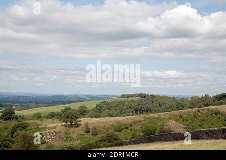 Wolke vorbei über die Cheshire Plain Park Moor Lyme Handley Lyme Park Cheshire England Stockfoto