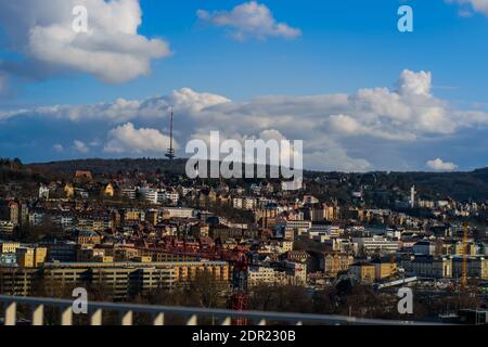 7. März 2020, Stuttgart, Deutschland - Mönchhalde, Stadtteil Relenberg in Stuttgart, buntes Weinbaugebiet im Süden Deutschlands. Stockfoto