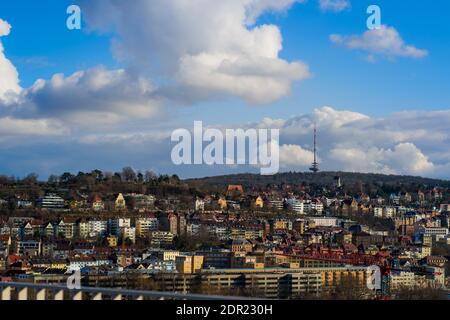 7. März 2020, Stuttgart, Deutschland - Mönchhalde, Stadtteil Relenberg in Stuttgart, buntes Weinbaugebiet im Süden Deutschlands. Stockfoto