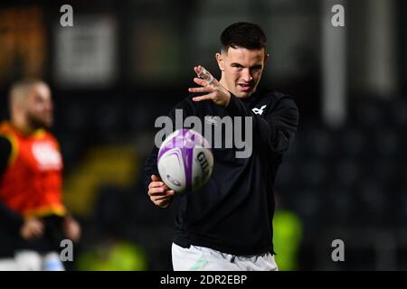 Owen Watkin von Ospreys beim Aufwärmen vor dem Spiel Stockfoto