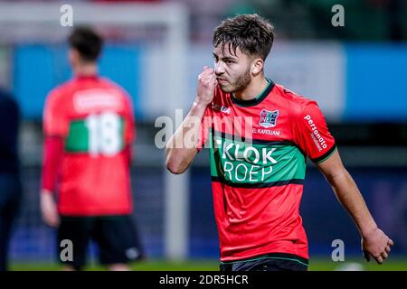 NIJMEGEM, NIEDERLANDE - DEZEMBER 19: Souffian El Karouani von NEC enttäuscht von der Niederlage (0:1) während des niederländischen Keukenkampioendivisie-Spiels zwischen NE Stockfoto