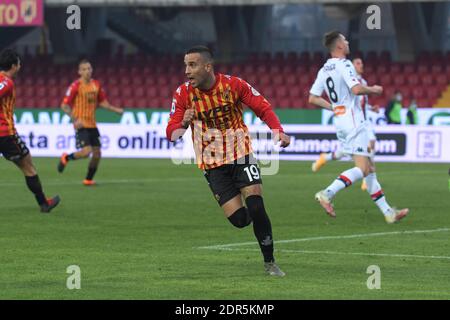 Benevento, Italien. Dezember 2020. Benevento, Italien, Ciro Vigorito Stadion, 20. Dezember 2020, Roberto Insigne (Benenento) während Benevento Calcio gegen Genua CFC - Italian Football Serie A Spiel Credit: Renato Olimpio/LPS/ZUMA Wire/Alamy Live News Stockfoto