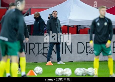 UTRECHT, NIEDERLANDE - DEZEMBER 19: 19-12-2020: Voetbal: Levante / Real Sociedad: Valencia, La Liga 2020-2021, L-R: Trainer Sjors Ultee von Fortuna Sitta Stockfoto