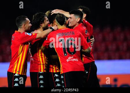 Benevento, Italien. 20. Dez, 2020. Esultanza Benevento während Benevento Calcio vs Genua CFC, Italienische Fußball Serie EIN Spiel in benevento, Italien, Dezember 20 2020 Kredit: Unabhängige Fotoagentur/Alamy Live Nachrichten Stockfoto