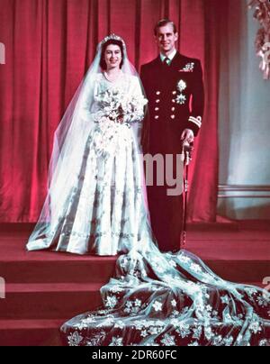 KÖNIGIN ELISABETH II. (Damals Prinzessin Elisabeth) Und ihr Mann Prinz Philip an ihrem Hochzeitstag 20 November 1947 Stockfoto