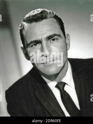 ROD STERLING (1924-1975) amerikanischer Drehbuchautor, tv-Produzent und Erzähler von ihm Twilight Zone Fernsehserien Stockfoto